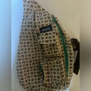 Kavu sling bag